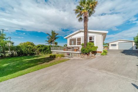 Photo of property in 75 Gillies Crescent, Waimarama, Havelock North, 4294