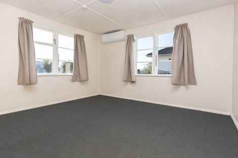 Photo of property in 21 Colvin Street, Westport, 7825