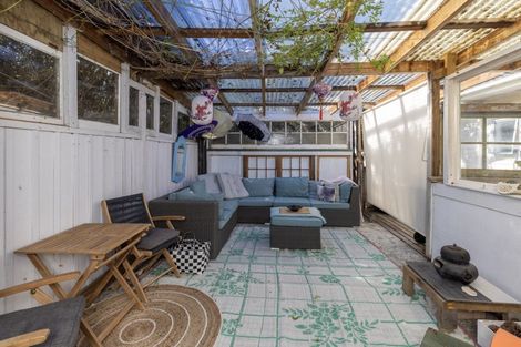 Photo of property in 5 Golf Road, Paraparaumu Beach, Paraparaumu, 5032