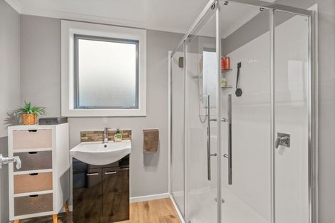 Photo of property in 98 Salford Street, Windsor, Invercargill, 9810