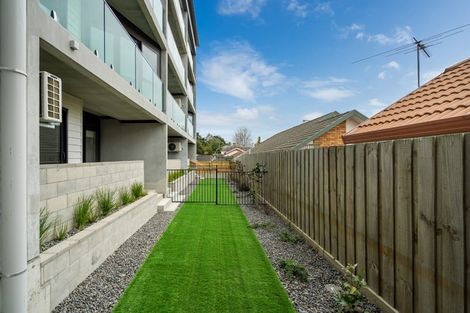 Photo of property in 206/9 East Street, Papakura, 2110