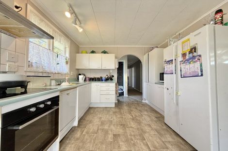 Photo of property in 98 Arawa Crescent, Tokoroa, 3420