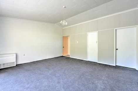 Photo of property in 3 Vogel Street, Gore, 9710