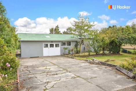 Photo of property in 41 Greenwich Street, Waihola, Milton, 9073