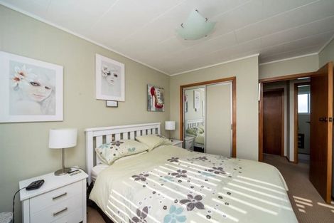 Photo of property in 79a Barrett Street, Westown, New Plymouth, 4310