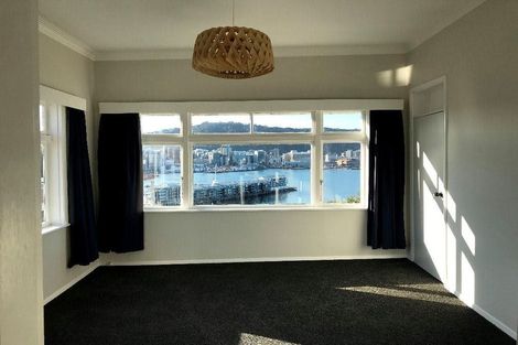 Photo of property in 1/57 Hawker Street, Mount Victoria, Wellington, 6011