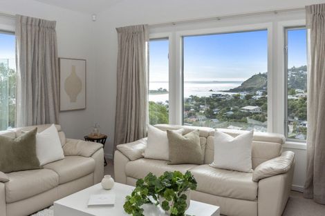 Photo of property in 2 Challenger Lane, Redcliffs, Christchurch, 8081