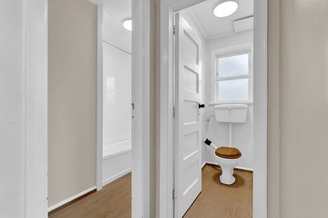 Photo of property in 42 Pitcairn Crescent, Bryndwr, Christchurch, 8053