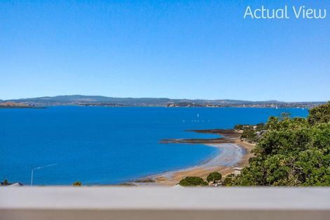 Photo of property in 11 Katui Street, Castor Bay, Auckland, 0620