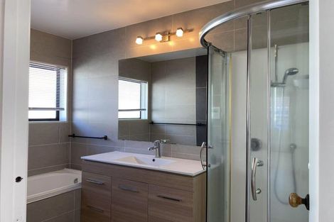 Photo of property in 2/42 Abercrombie Street, Howick, Auckland, 2014