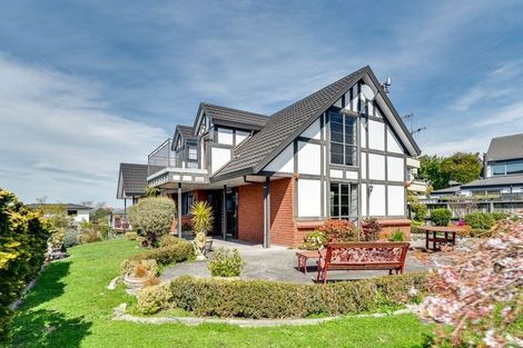 Photo of property in 78 Churchill Drive, Taradale, Napier, 4112