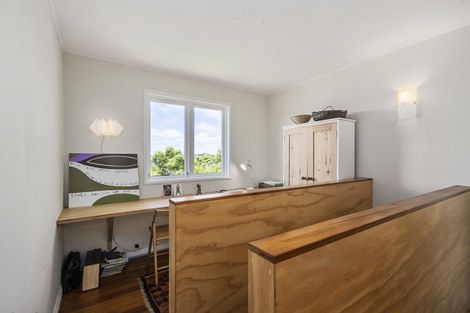 Photo of property in 44 Baroda Street, Khandallah, Wellington, 6035