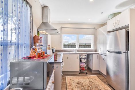 Photo of property in 2/90 Pakuranga Road, Pakuranga, Auckland, 2010