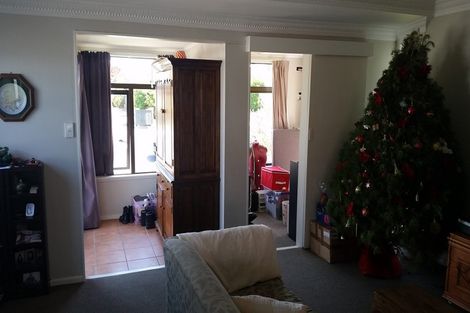 Photo of property in 4 Warwick Crescent, Taradale, Napier, 4112