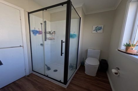 Photo of property in 51a Fraser Crescent, Elderslea, Upper Hutt, 5018