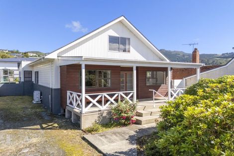 Photo of property in 102 Stevenson Avenue, Sawyers Bay, Port Chalmers, 9023