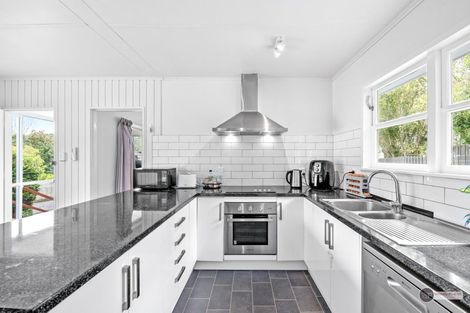 Photo of property in 470e Stokes Valley Road, Stokes Valley, Lower Hutt, 5019