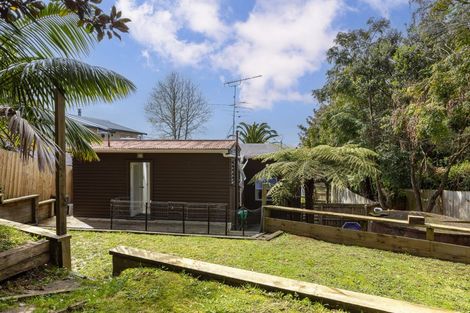 Photo of property in 29 Elliston Crescent, Stanmore Bay, Whangaparaoa, 0932