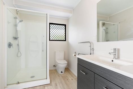 Photo of property in 135 Everitt Crescent, Whangamata, 3620