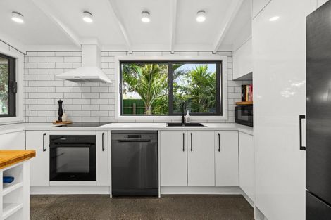 Photo of property in 66 Rogers Road, Bay View, Napier, 4104