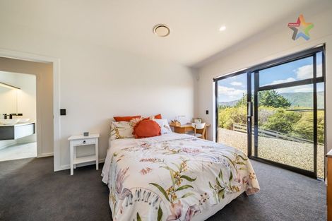 Photo of property in 13 Mount Marua Way, Timberlea, Upper Hutt, 5018