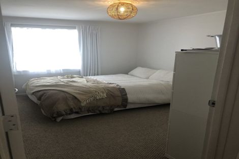 Photo of property in 80 The Parade, Island Bay, Wellington, 6023