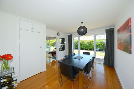 Photo of property in 1 Yardley Street, Avonhead, Christchurch, 8042