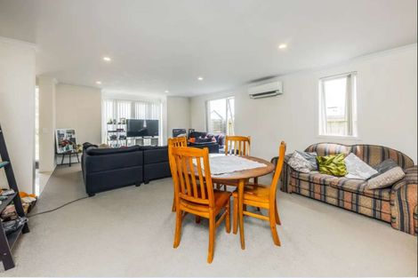 Photo of property in 45 Hollowout Street, Takanini, 2112