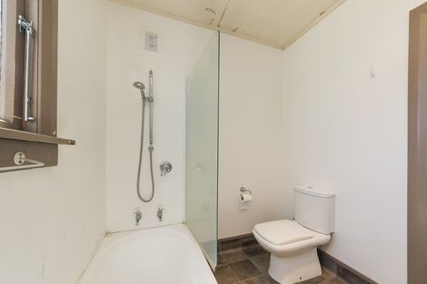 Photo of property in 629 Featherston Street, Roslyn, Palmerston North, 4414