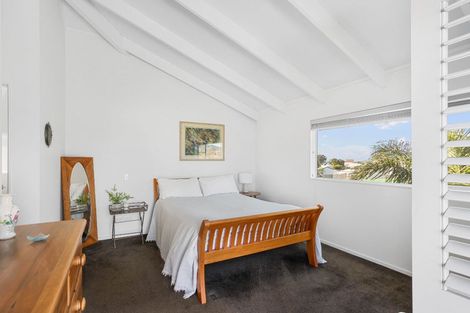 Photo of property in 13 Coutts Road, Pauanui, Hikuai, 3579