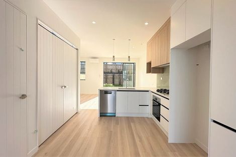 Photo of property in 3 Porowha Road, Westgate, Auckland, 0814