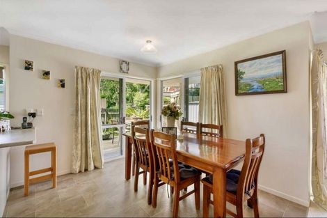 Photo of property in 90 Victoria Street, Coromandel, 3506