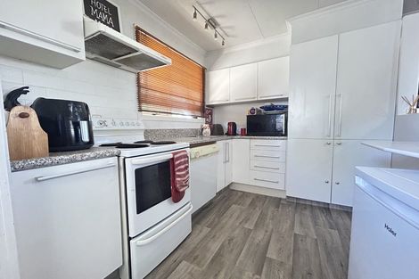 Photo of property in 1/12 Beatrice Place, Avonhead, Christchurch, 8042