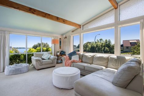 Photo of property in 5 Moana Drive, Tanners Point, Katikati, 3177