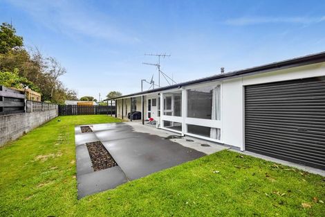 Photo of property in 6 Climie Crescent, Hawera, 4610