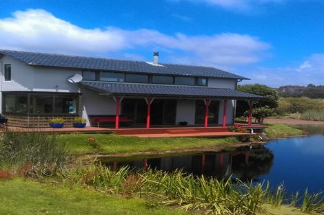 Photo of property in 106 Paetawa Road, Peka Peka, Waikanae, 5391