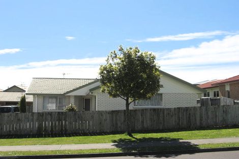 Photo of property in 23 Thornlea Drive, Welcome Bay, Tauranga, 3112