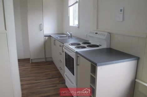 Photo of property in 37 Macandrew Road, South Dunedin, Dunedin, 9012