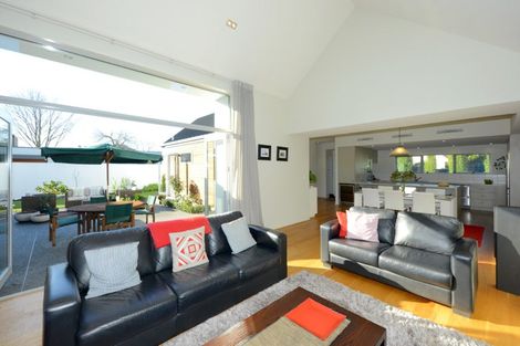 Photo of property in 110a Wairakei Road, Bryndwr, Christchurch, 8052
