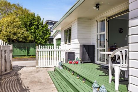 Photo of property in 57 Murray Avenue, Hawera, 4610