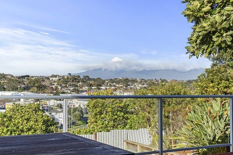 Photo of property in 72 Clemow Road, Fitzroy, New Plymouth, 4312