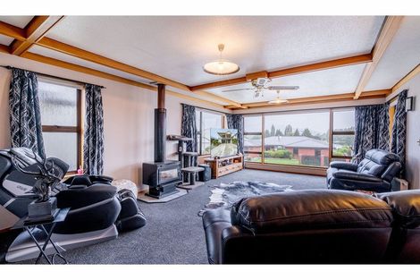 Photo of property in 22 Aotea Crescent, Gore, 9710