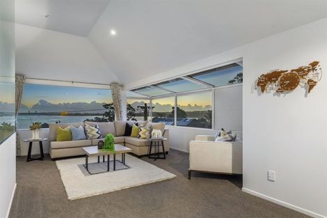 Photo of property in 1/11 Pine Ridge Terrace, Hauraki, Auckland, 0622