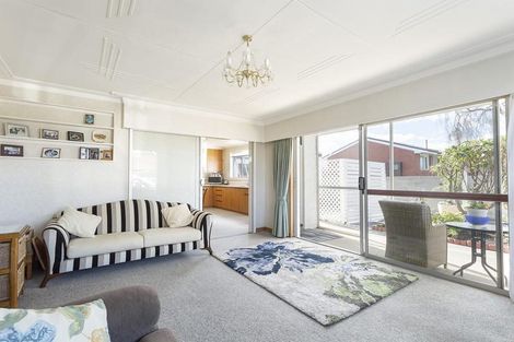 Photo of property in 160 Macandrew Road, South Dunedin, Dunedin, 9012