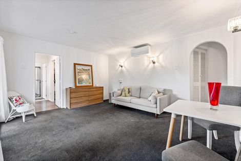 Photo of property in 56 Colwill Road, Massey, Auckland, 0614