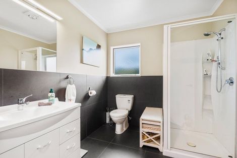 Photo of property in 92 Maungakaramea Road, Puwera, Whangarei, 0178