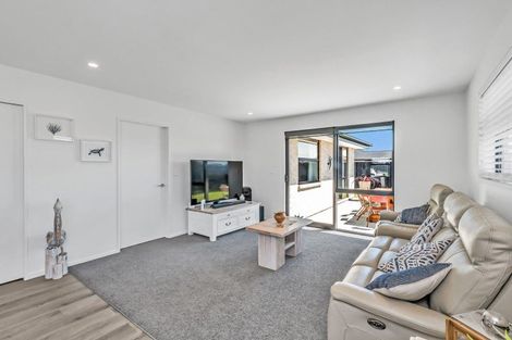 Photo of property in 9 Piwakawaka Place, Leeston, 7632