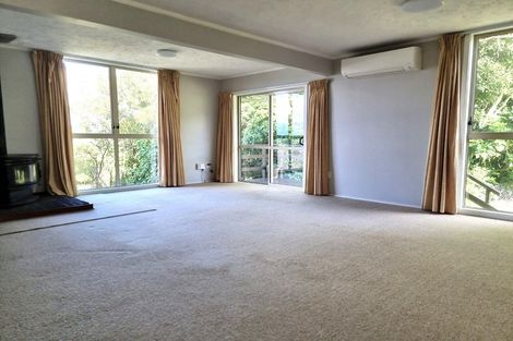 Photo of property in 27 Viewmont Drive, Harbour View, Lower Hutt, 5010