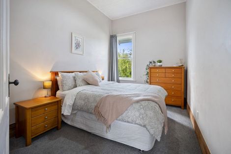 Photo of property in 37 Grey Street, Marton, 4710