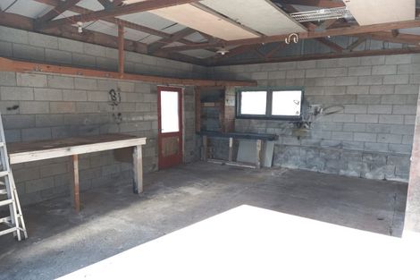 Photo of property in 15 Penrith Street, Westown, New Plymouth, 4310